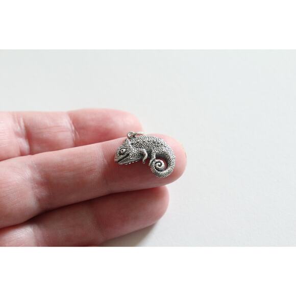 Sterling Silver Chameleon Charm, Silver Chameleon Pendant, Silver Lizard Charm - Picture 3 of 5